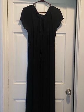 Black Tie-Neck Maxi Dress